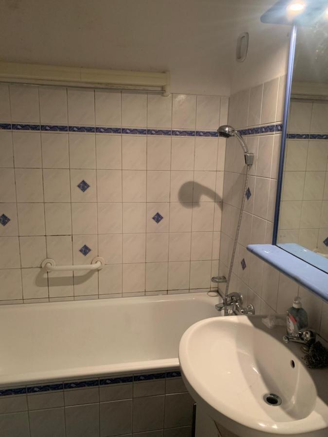 Sehr Schone Zimmer 1 In Wien Favoriten エクステリア 写真